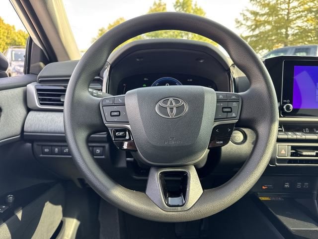 Thumbnail: 2026 Toyota Camry - 18