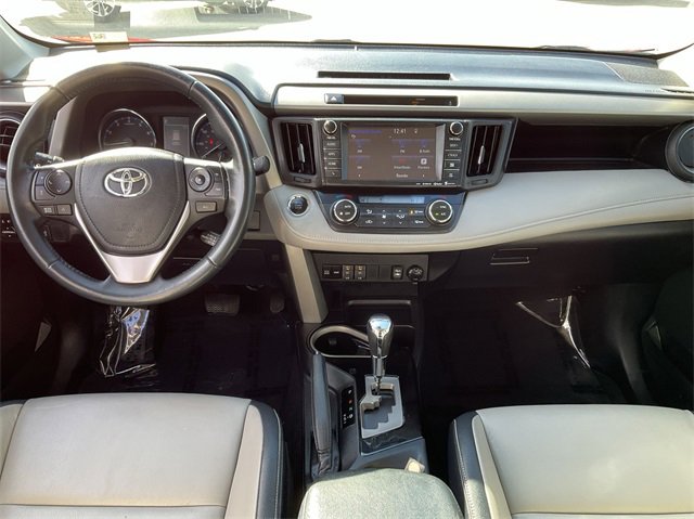 Thumbnail: 2016 Toyota RAV4 - 19