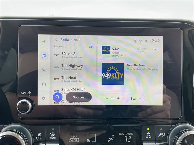 Thumbnail: 2023 Toyota Highlander - 21