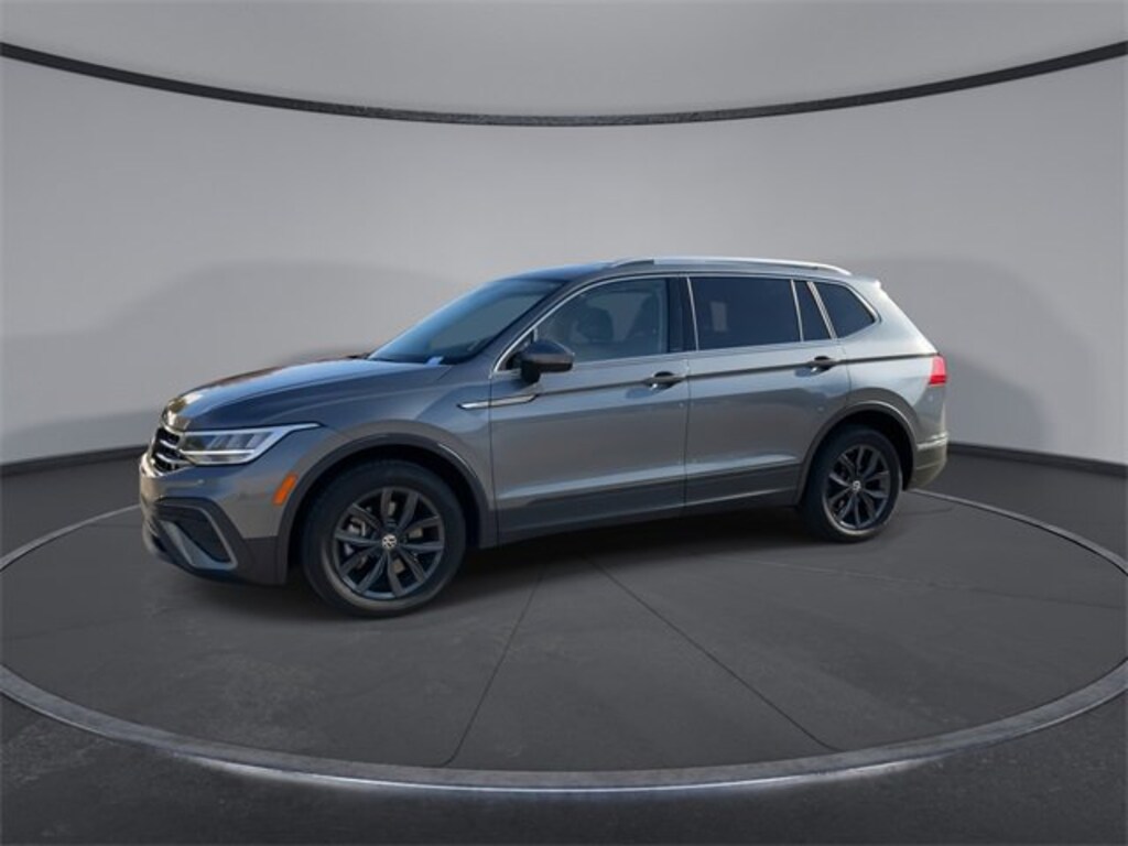 Used 2024 Volkswagen Tiguan 2.0T SE SUV