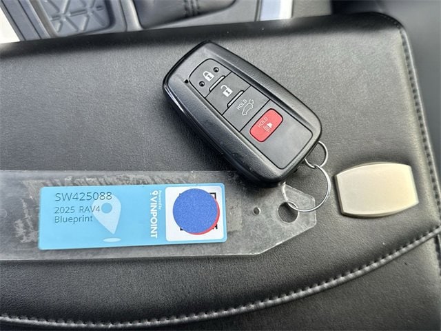 Thumbnail: 2025 Toyota RAV4 - 27