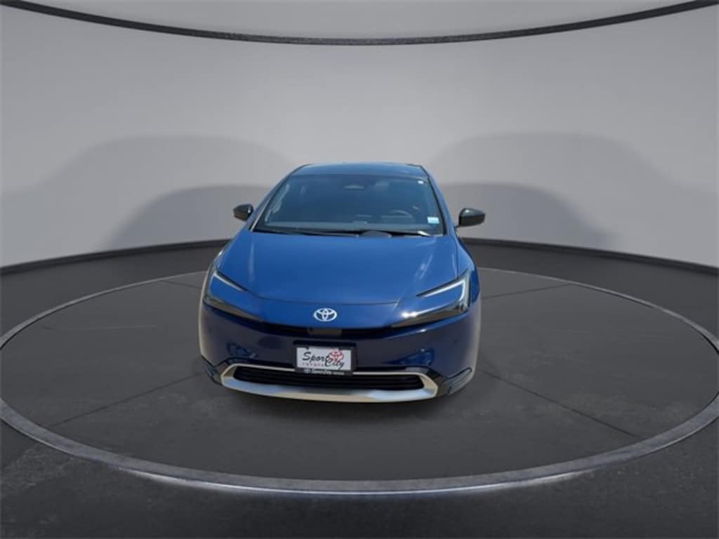 Used 2025 Toyota Prius Plug-in Hybrid XSE Premium Hatchback