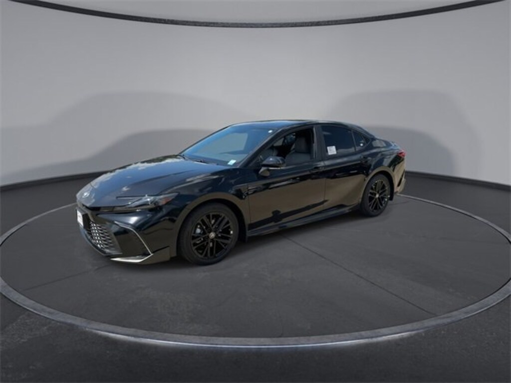 Used 2025 Toyota Camry SE Sedan