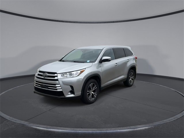 2019 Toyota Highlander LE 4