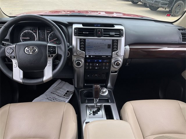 Thumbnail: 2022 Toyota 4Runner - 20