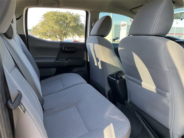 Thumbnail: 2022 Toyota Tacoma - 17