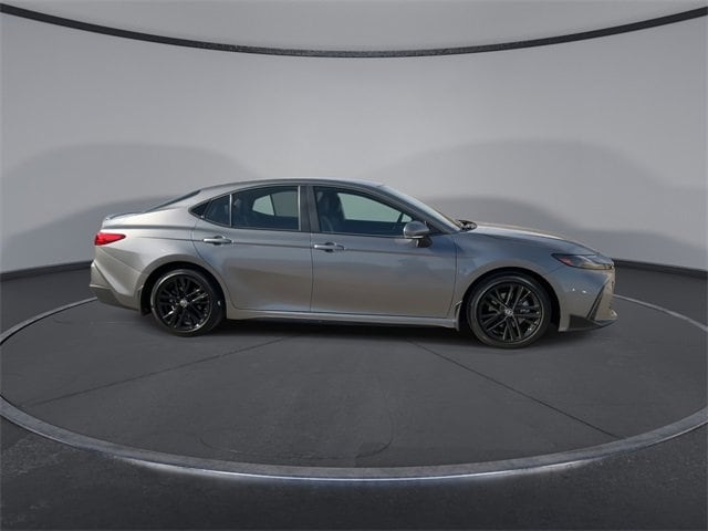 Thumbnail: 2025 Toyota Camry - 9