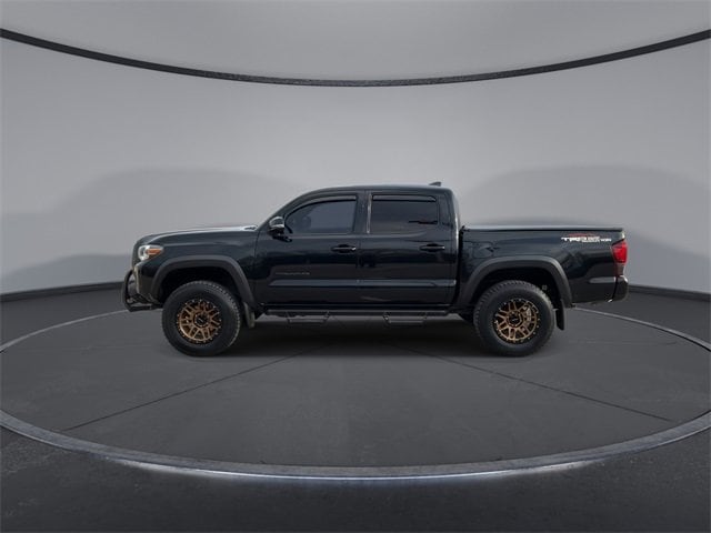 Thumbnail: 2019 Toyota Tacoma - 5