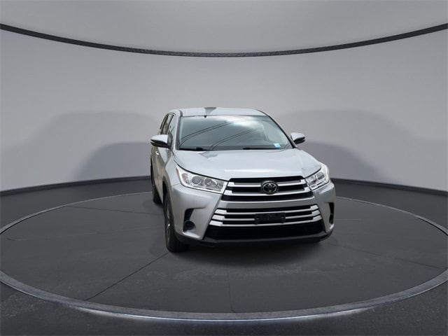 2019 Toyota Highlander LE 3