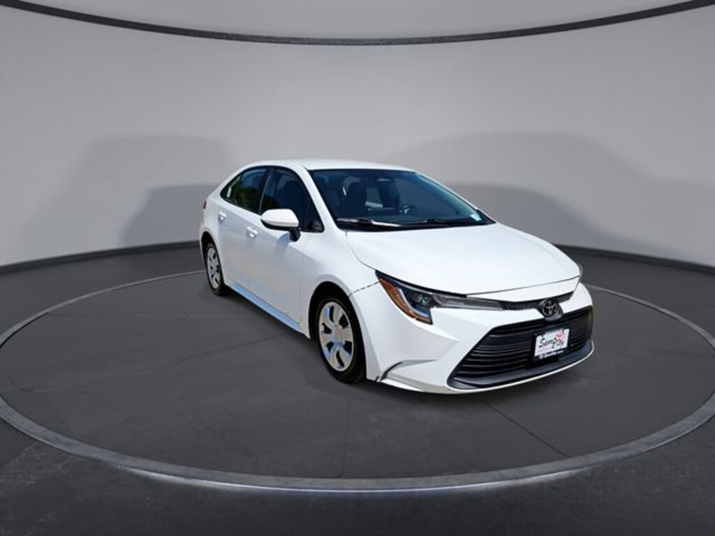 Used 2023 Toyota Corolla LE Sedan