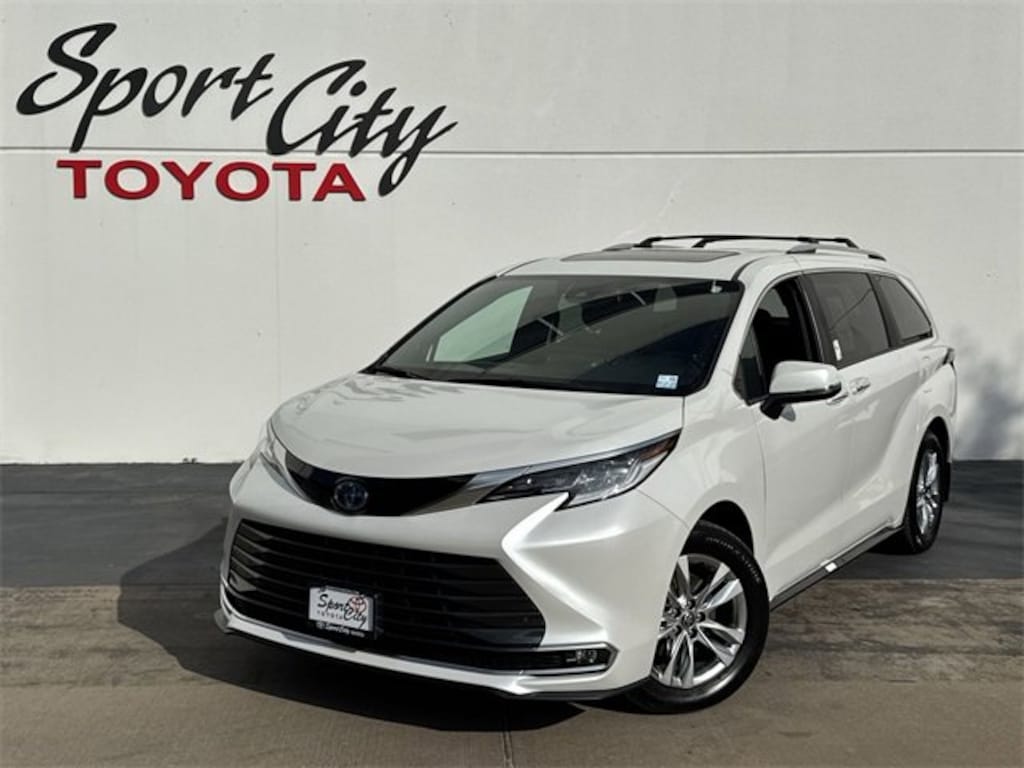 Used 2025 Toyota Sienna Limited 7 Passenger Van Passenger Van