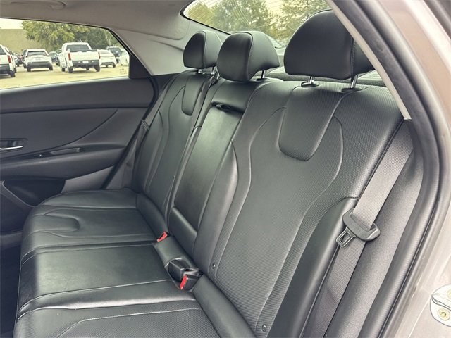 Thumbnail: 2022 Hyundai Elantra - 16