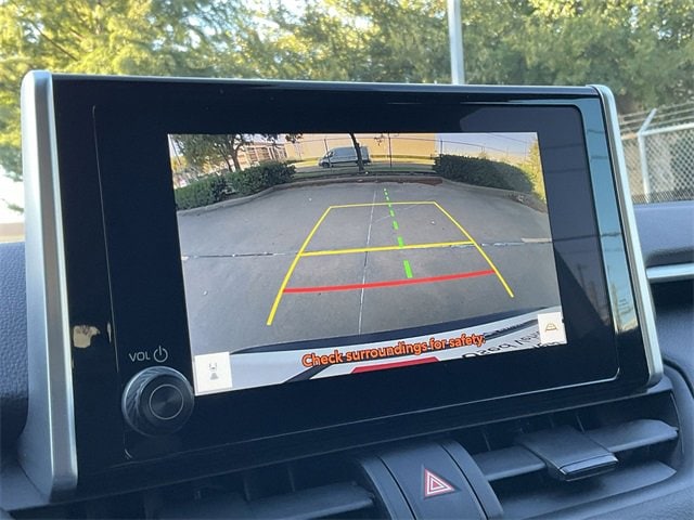 Thumbnail: 2025 Toyota RAV4 - 21