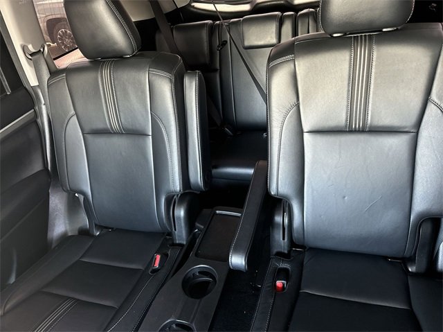 Thumbnail: 2018 Toyota Highlander - 16