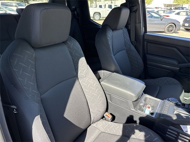 Thumbnail: 2025 Toyota Tacoma - 17