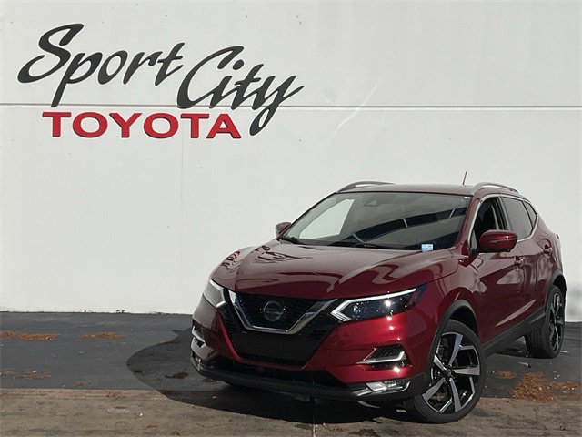 Thumbnail: 2020 Nissan Rogue Sport - 1