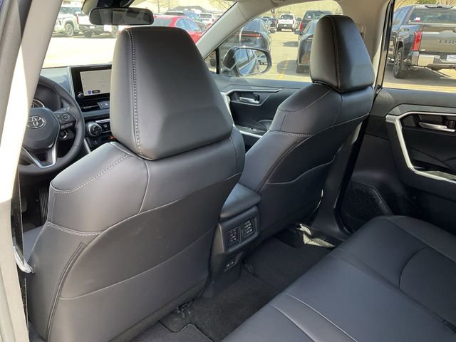 Thumbnail: 2025 Toyota RAV4 - 16