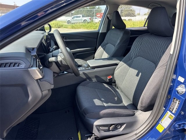 Thumbnail: 2025 Toyota Camry - 12