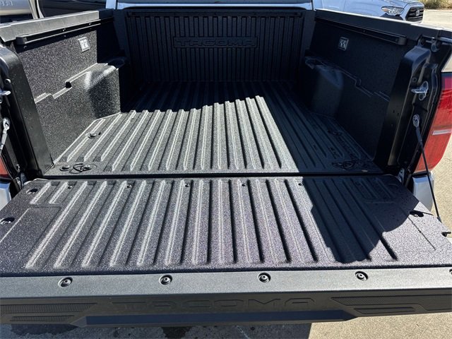 Thumbnail: 2025 Toyota Tacoma - 15