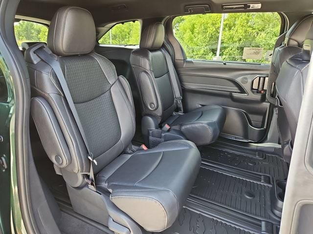 Thumbnail: 2026 Toyota Sienna - 19