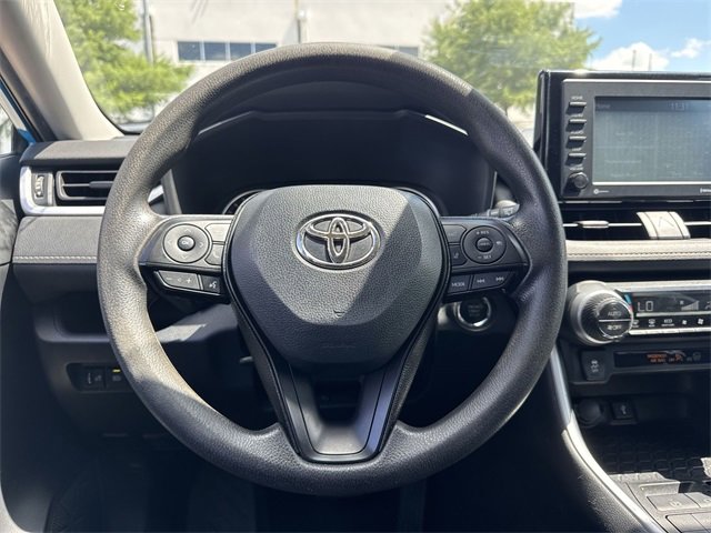 Thumbnail: 2021 Toyota RAV4 - 18