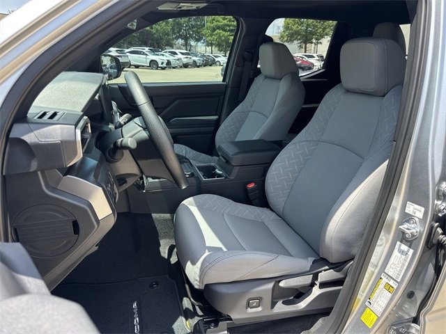 Thumbnail: 2025 Toyota Tacoma - 14