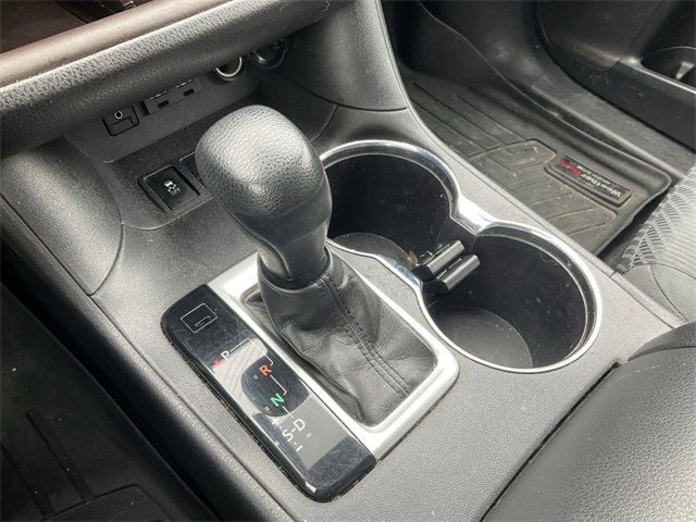 2019 Toyota Highlander LE 22