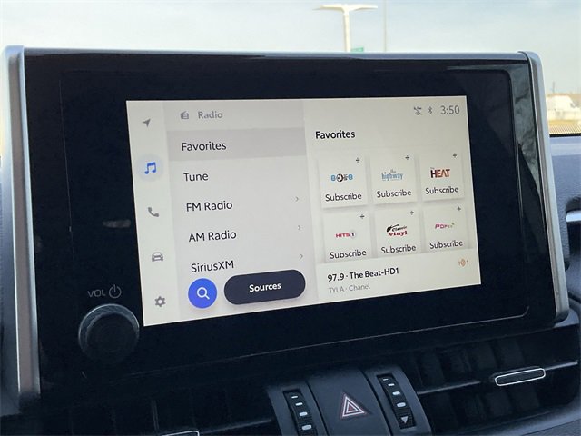 Thumbnail: 2025 Toyota RAV4 - 21