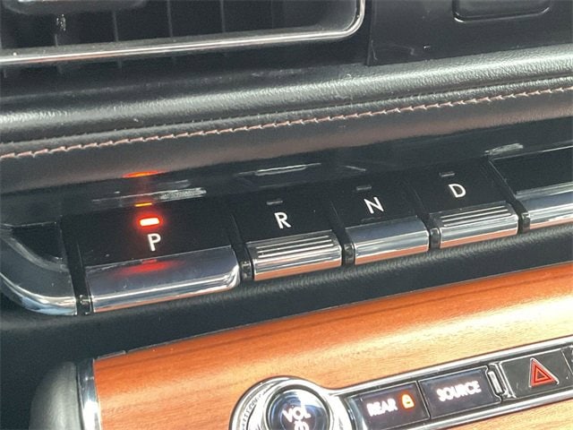 Thumbnail: 2020 Lincoln Aviator - 24