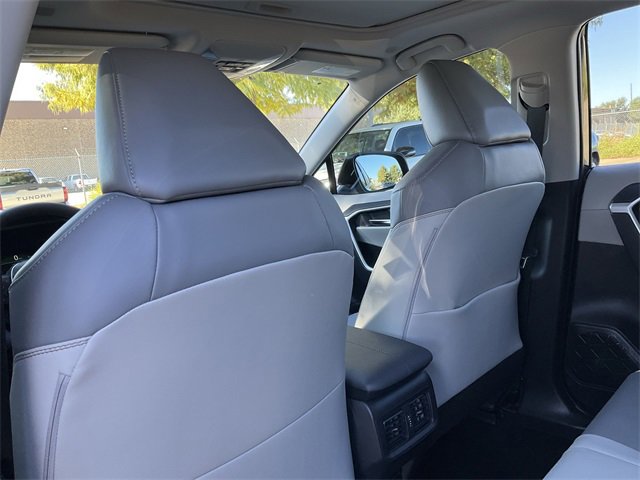 Thumbnail: 2025 Toyota RAV4 - 16