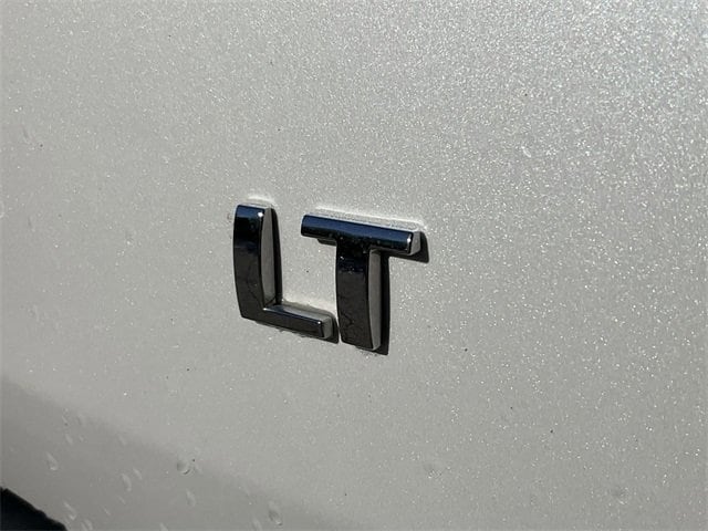 Thumbnail: 2023 Chevrolet Traverse - 11