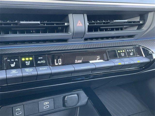 Thumbnail: 2025 Toyota Prius - 24