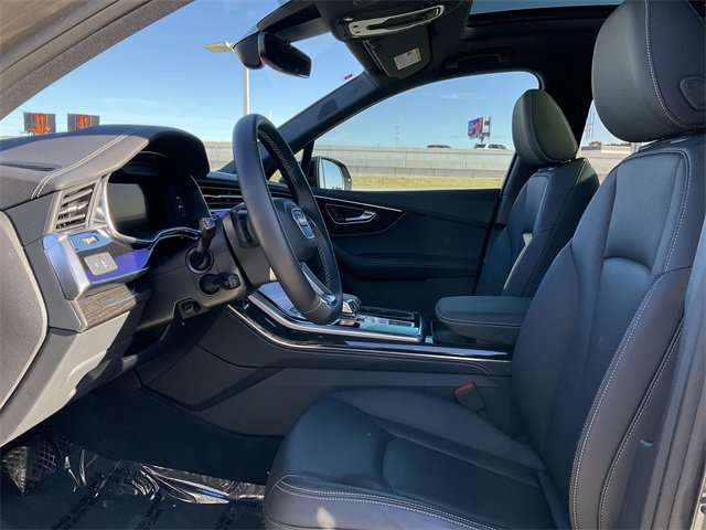 Thumbnail: 2025 Audi Q7 - 12