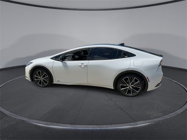 Thumbnail: 2024 Toyota Prius - 5