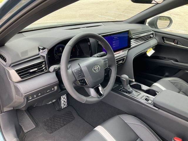 Thumbnail: 2026 Toyota Camry - 10