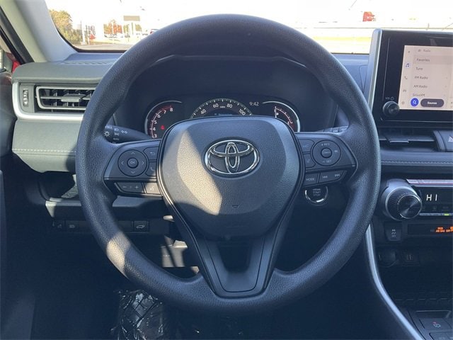 Thumbnail: 2025 Toyota RAV4 - 20