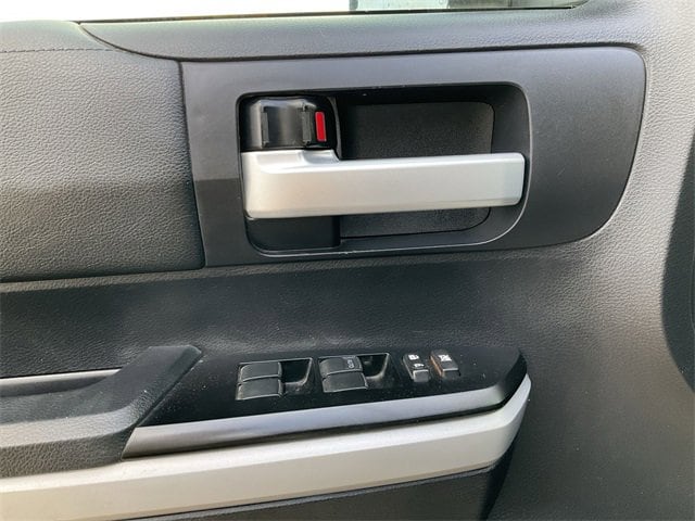 2020 Toyota Tundra SR5 14