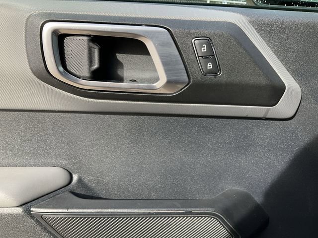 Thumbnail: 2022 Ford Bronco - 13