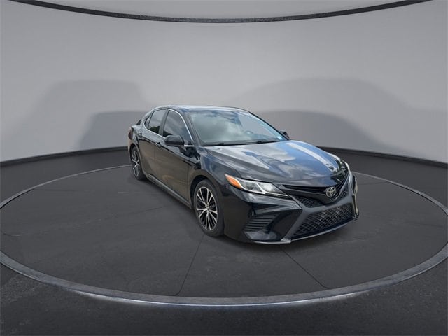 Used 2020 Toyota Camry SE with VIN 4T1G11AK9LU336479 for sale in Dallas, TX
