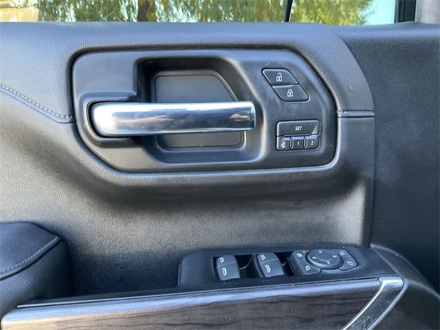 Thumbnail: 2019 Chevrolet Silverado 1500 - 14