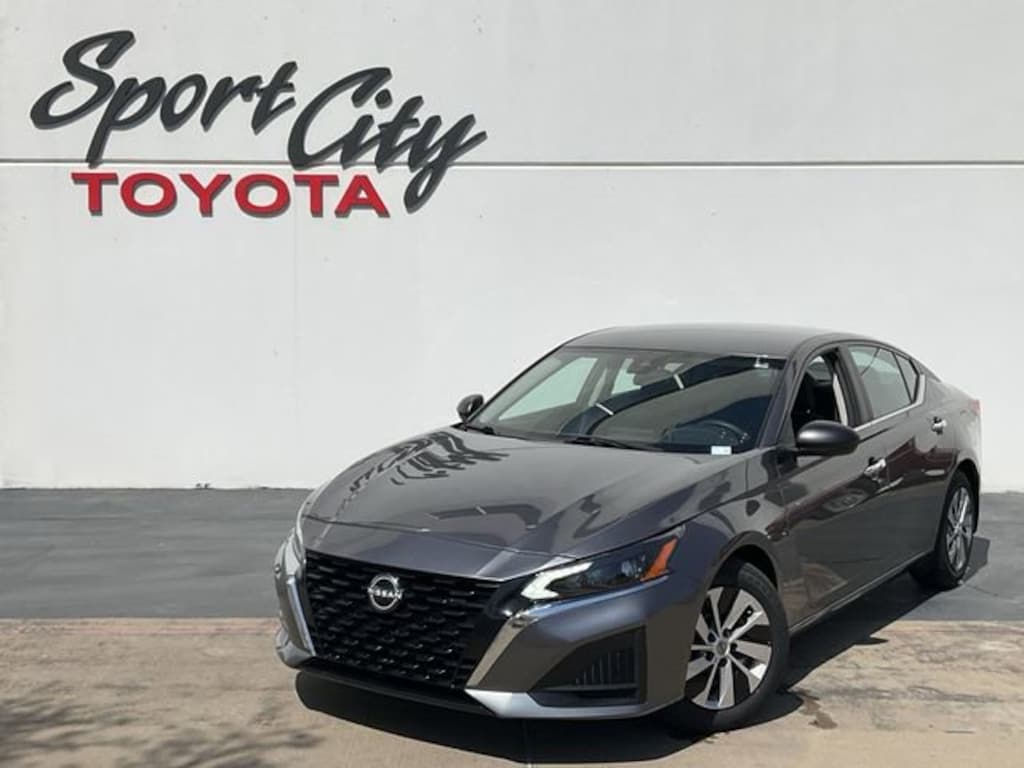Used 2024 Nissan Altima 2.5 S Sedan