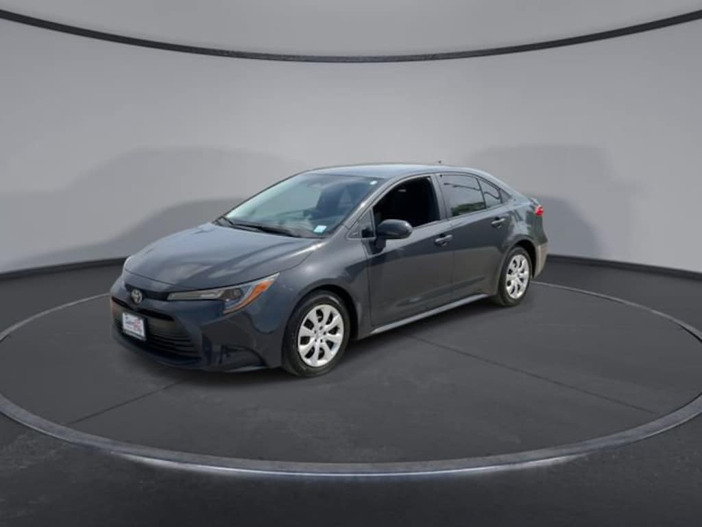 Used 2025 Toyota Corolla LE Sedan
