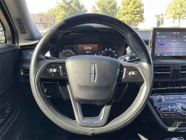 Thumbnail: 2020 Lincoln Corsair - 19