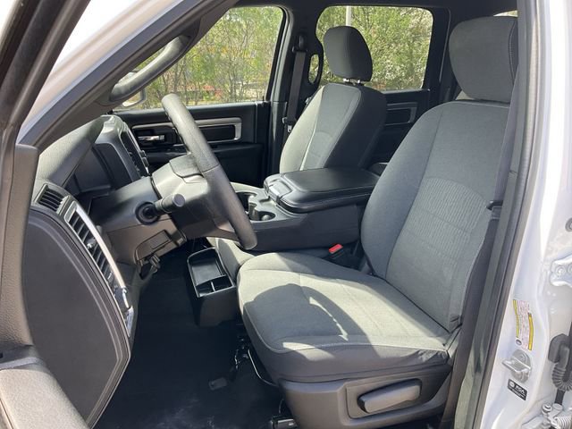 Thumbnail: 2024 RAM 1500 Classic - 14