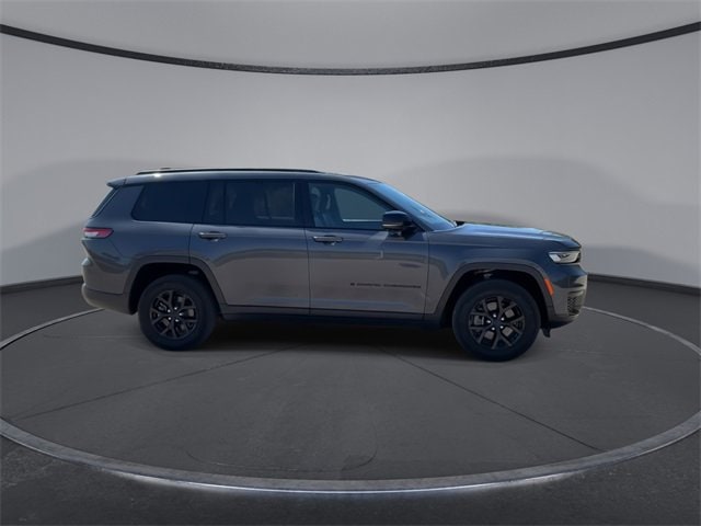 Thumbnail: 2024 Jeep Grand Cherokee L - 9