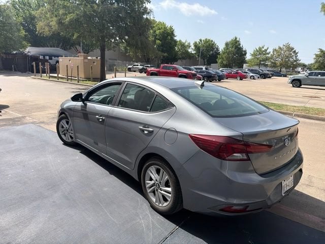 Thumbnail: 2019 Hyundai Elantra - 3