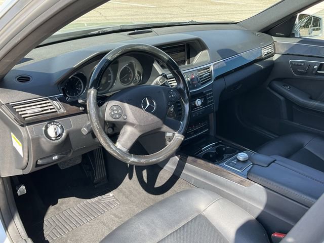 Thumbnail: 2010 Mercedes-Benz E-Class - 10