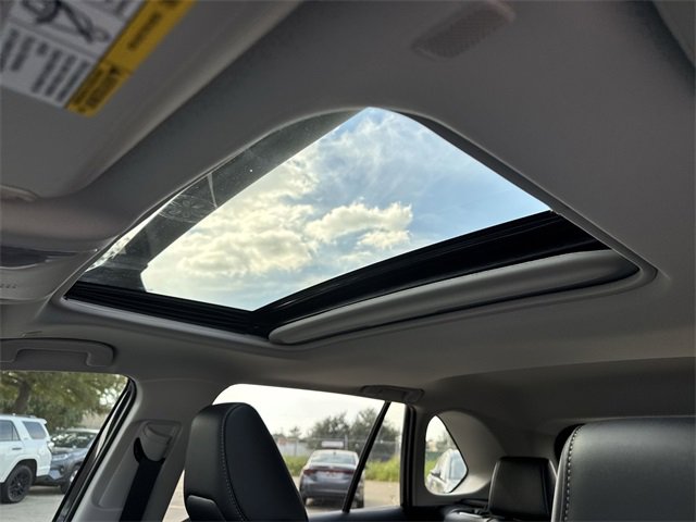 Thumbnail: 2025 Toyota RAV4 - 13