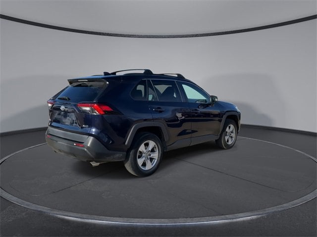 Thumbnail: 2021 Toyota RAV4 - 8