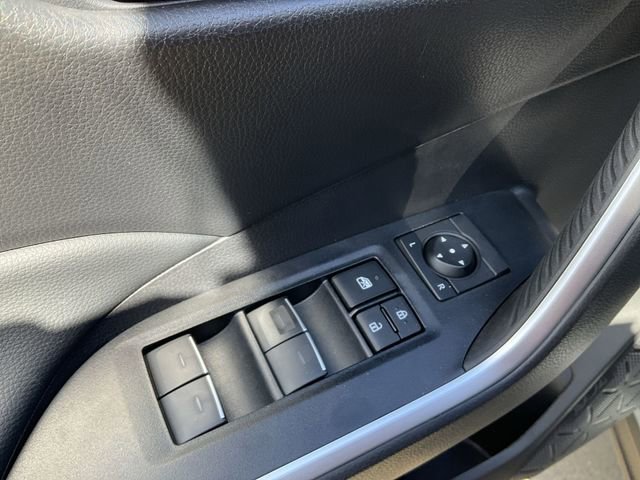 Thumbnail: 2025 Toyota RAV4 - 14